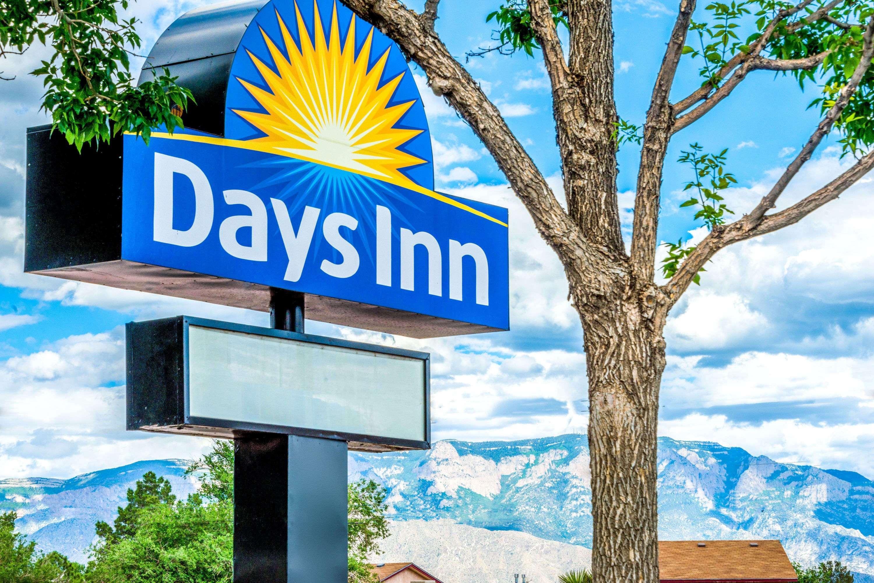 Days Inn By Wyndham Rio Rancho Exteriör bild